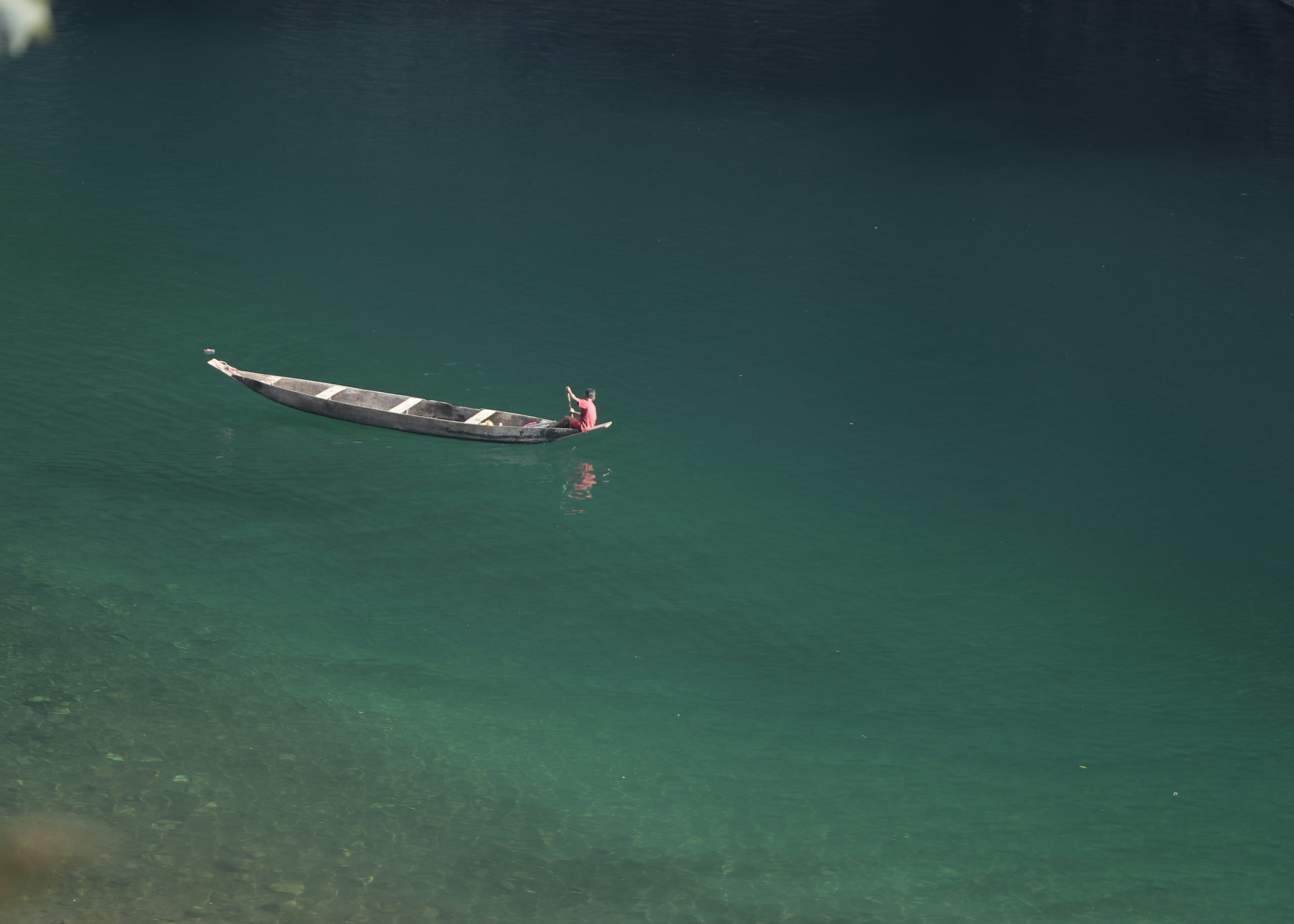 Crystal clear Umngot River
